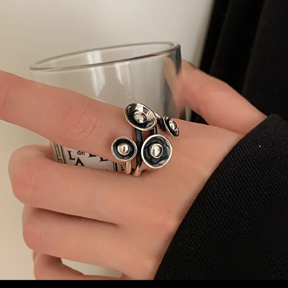 Silver plated ring - Picture 2 of 5